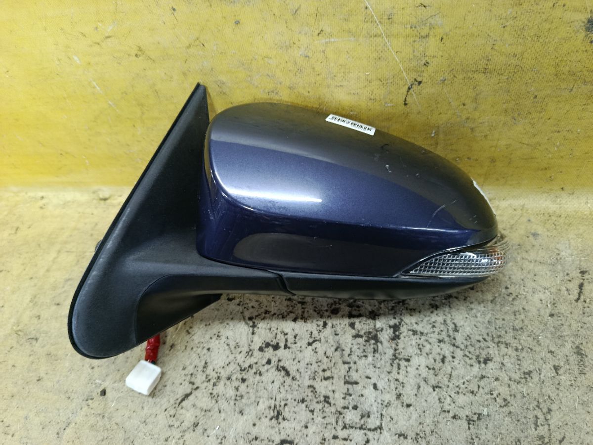 Зеркало двери боковой на Toyota Spade NCP141 Фото 1
