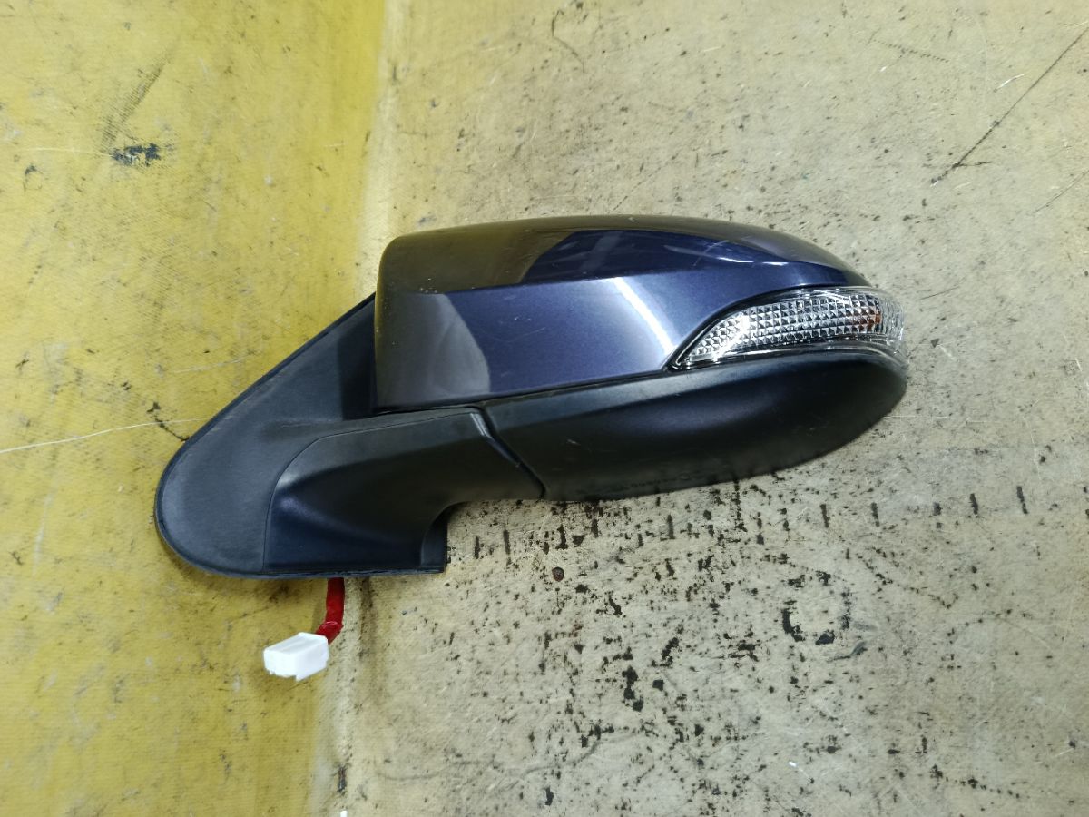 Зеркало двери боковой на Toyota Spade NCP141 Фото 2