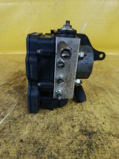 Блок ABS 89540-B2800, 44510-B2870 на Daihatsu Tanto LA600S KF-VE Фото 2