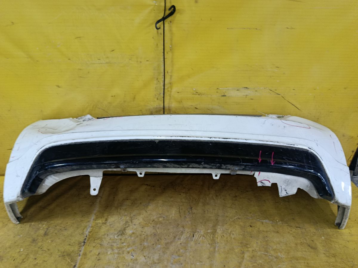Бампер на Toyota Prius ZVW30 Фото 11