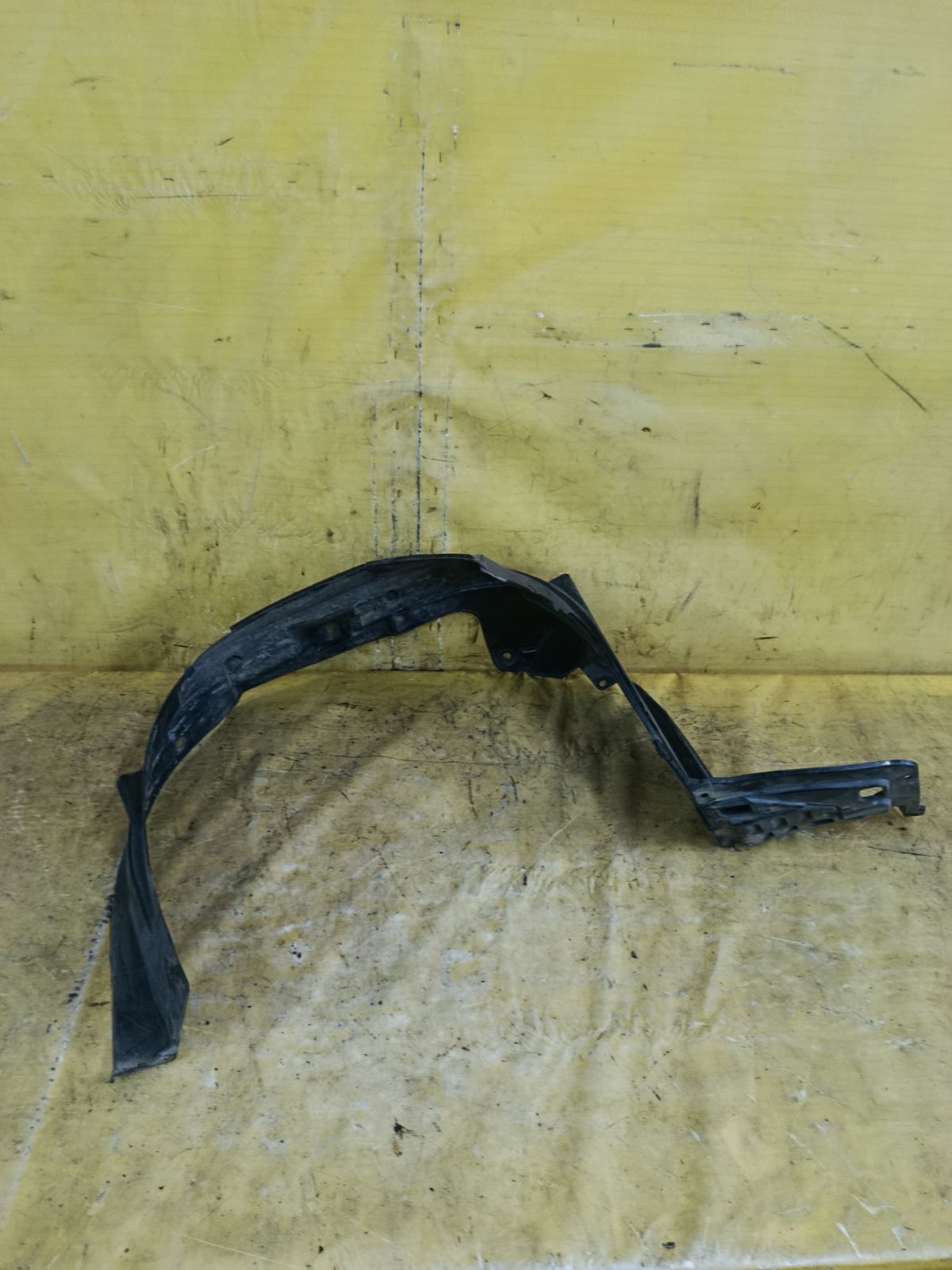 Подкрылок 74101-SLJ-0000, 74102-SLJX-9000 на Honda Stepwgn RG1 K20A Фото 1