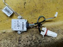 Блок розжига ксенона на Toyota Aqua MXPK11 8596A-52040  33900-72348