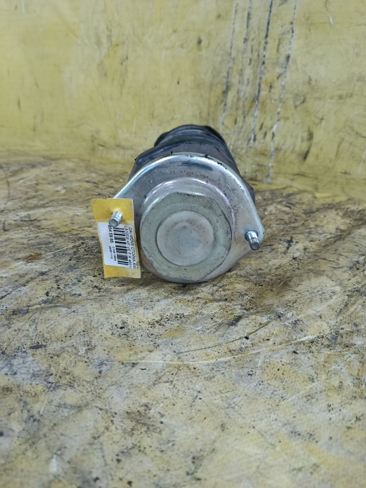 Стойка амортизатора 48510-B2A50 на Daihatsu Move LA100S KF-VE Фото 2