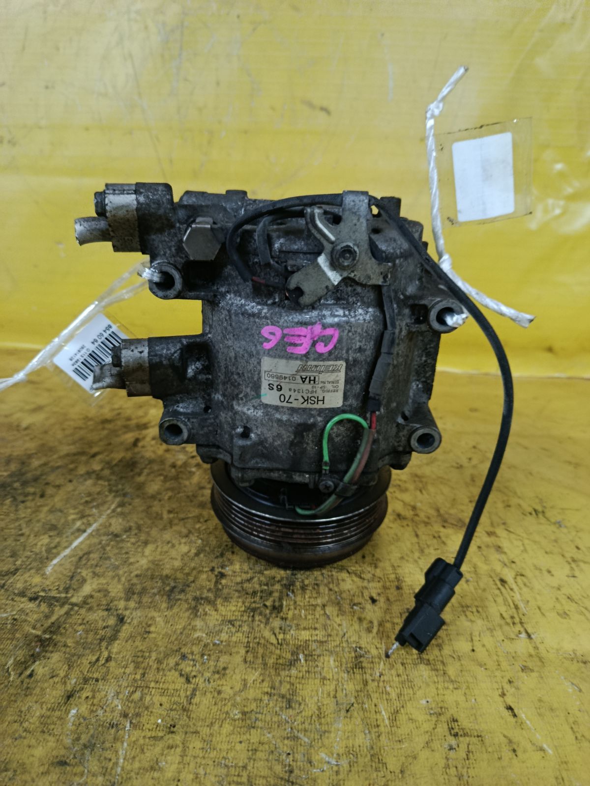 Компрессор кондиционера на Honda Fit GE6 L13A Фото 1