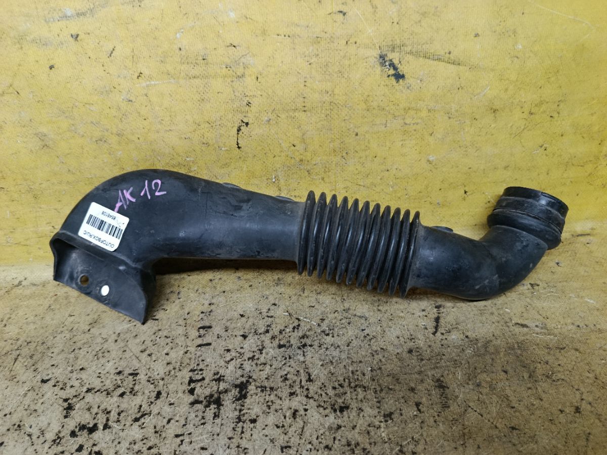 Воздухозаборник на Nissan March AK12 CR12DE Фото 1