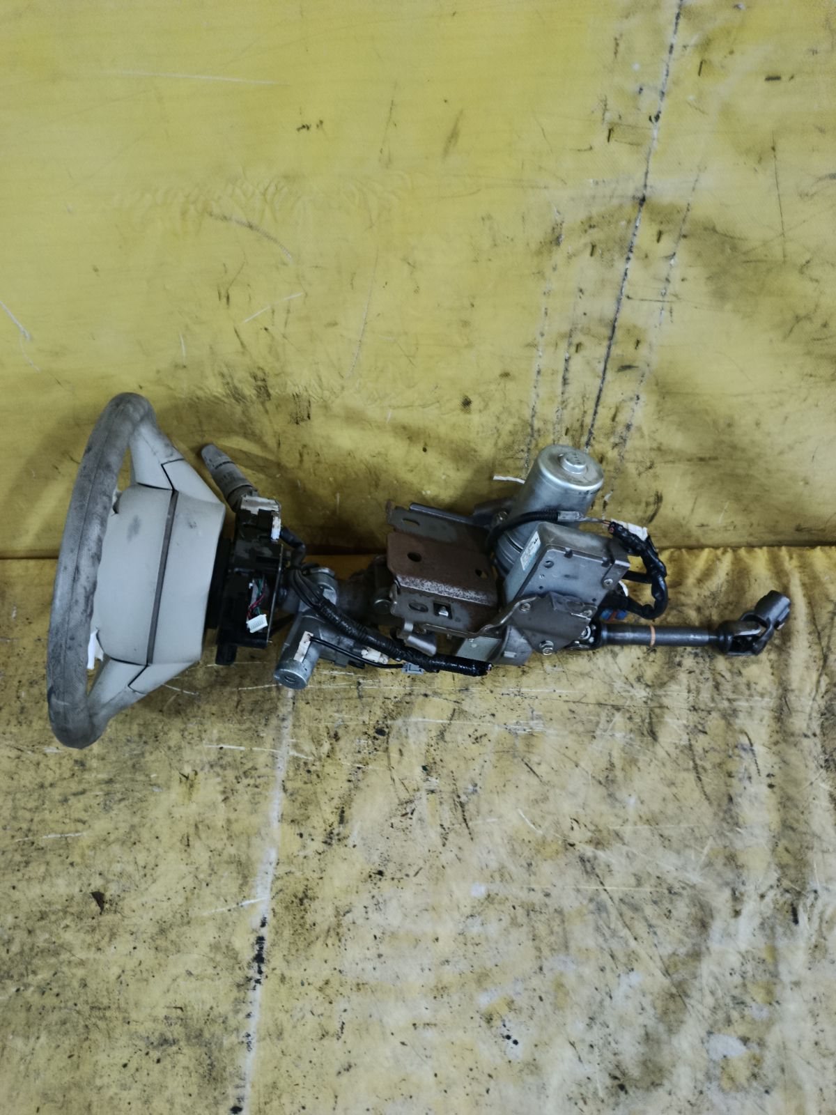 Рулевая колонка на Nissan March AK12 Фото 2