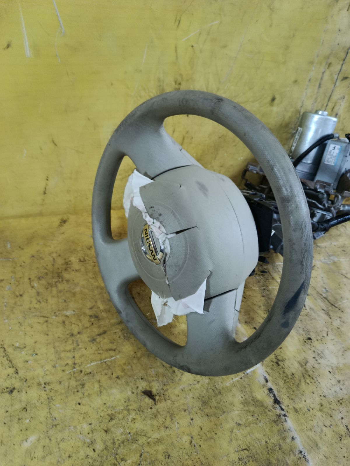 Рулевая колонка на Nissan March AK12 Фото 3