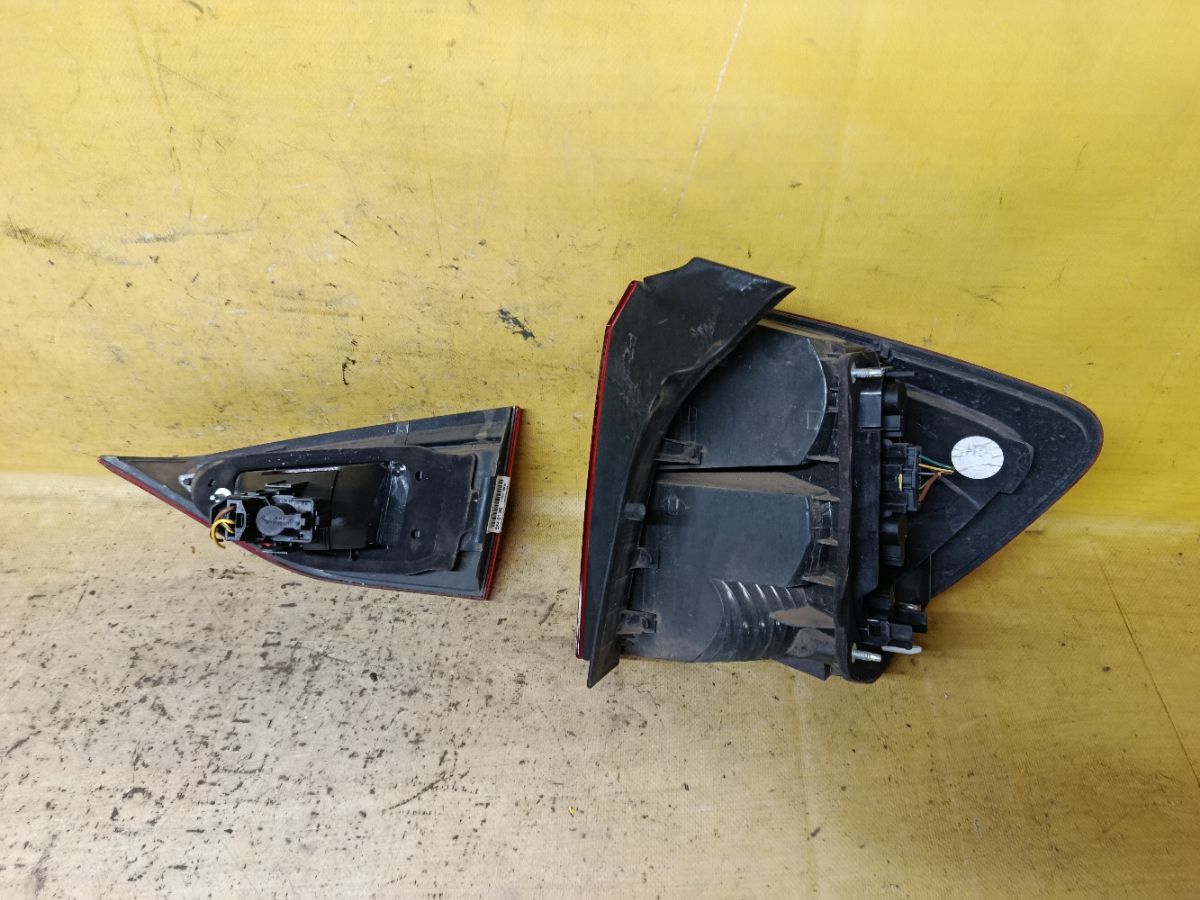 Стоп 6321299010909, 6321299011307 на Bmw X1 E84 Фото 4