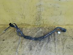 Заливная горловина топливного бака 77201-28240, 77201-28290 на Toyota Noah AZR60G 1AZ-FSE Фото 2