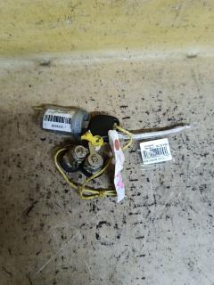 Замок зажигания на Toyota Funcargo NCP20 69570-12180