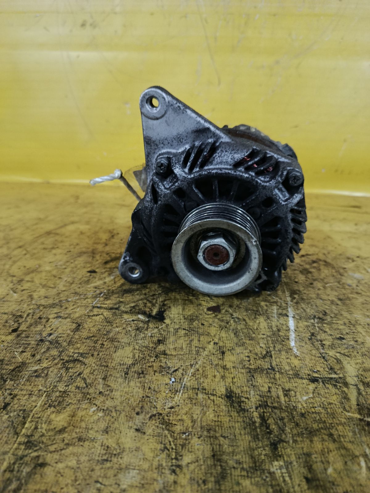 Генератор 1800A401 на Nissan Dayz Roox B21A 3B20 Фото 4