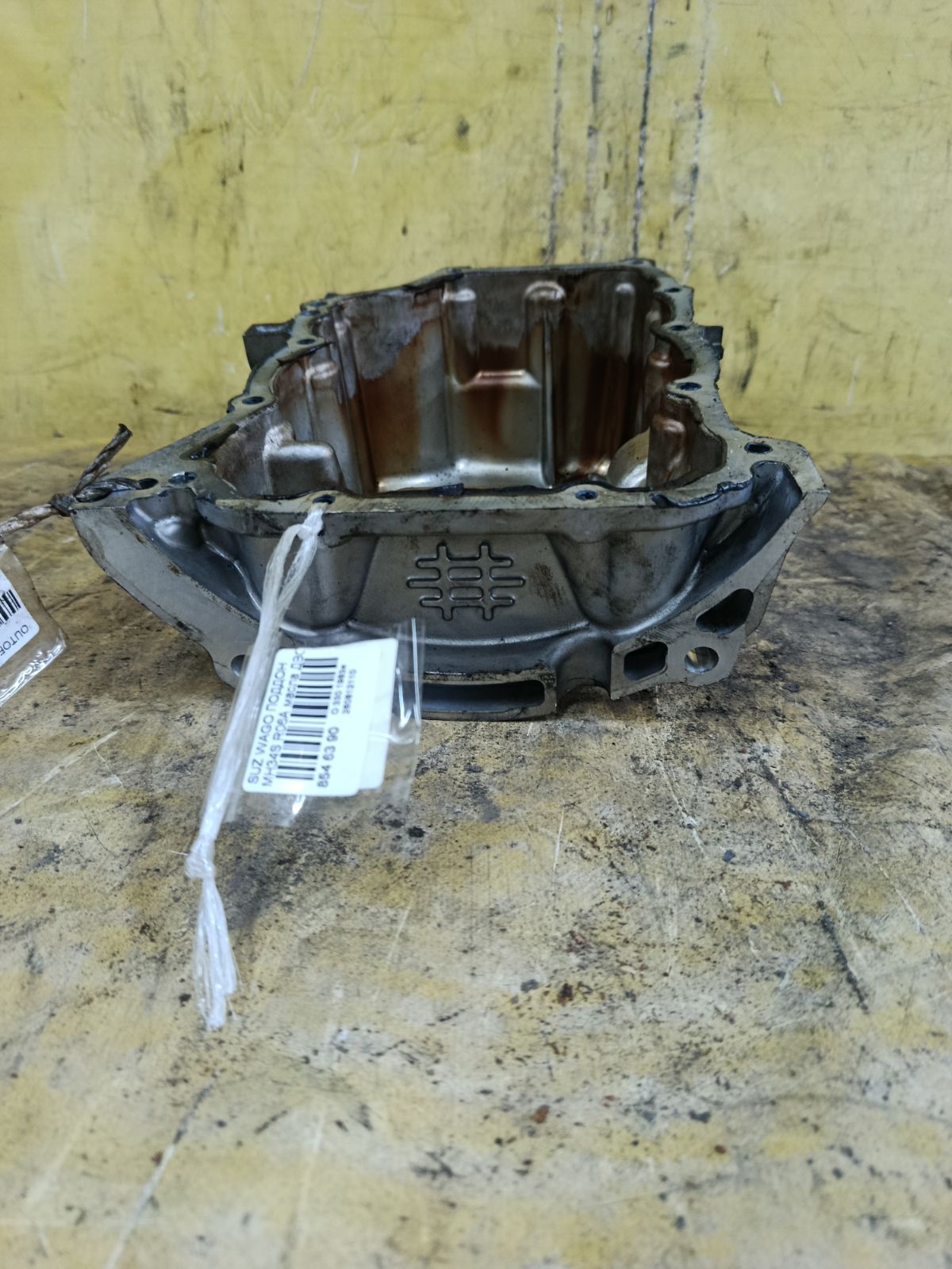 Поддон на Suzuki Wagon R MH34S R06A Фото 3