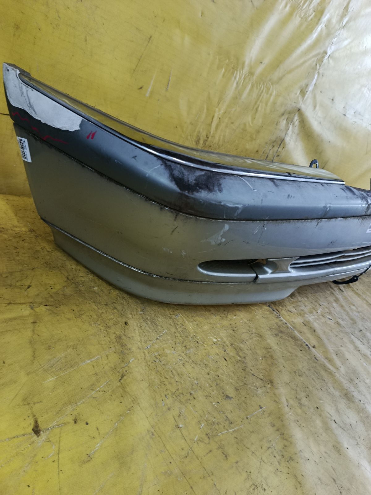 Бампер на Mercedes-Benz C-Class W202.026 Фото 4