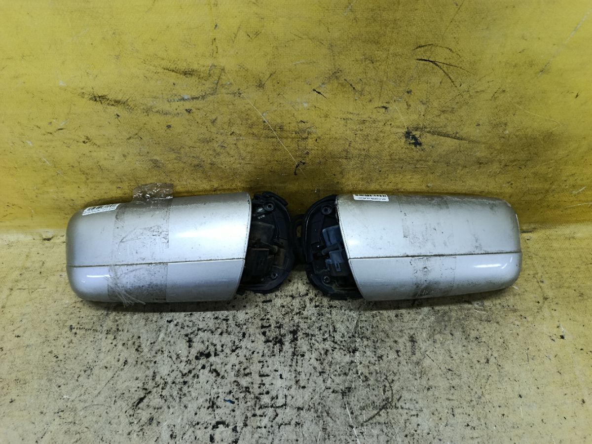 Зеркало двери боковой на Mercedes-Benz C-Class W202.026 Фото 1