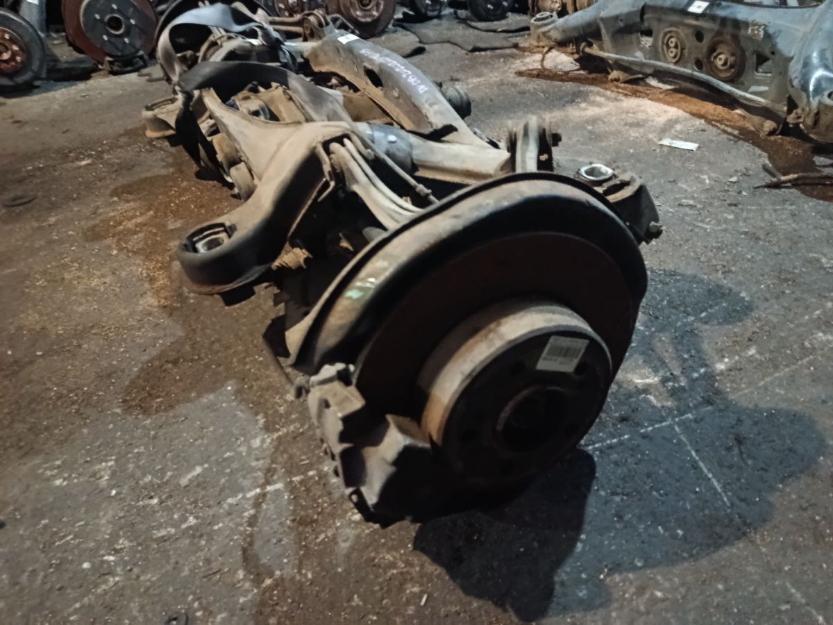 Балка подвески 2023505401, A2023500608, A2023506708, A2023509208 на Mercedes-Benz C-Class W202.026 112.910 Фото 3