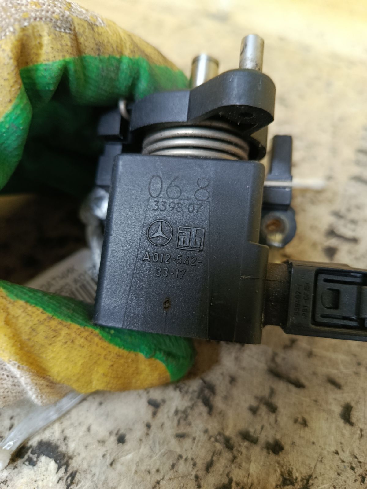 Датчик A0125423317 на Mercedes-Benz M-Class W163.113 612.963 Фото 4
