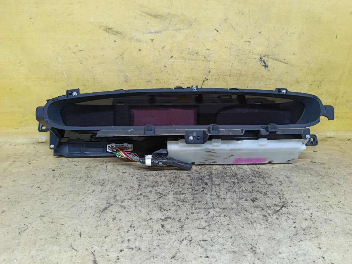 Спидометр 83800-47350-3 на Toyota Prius ZVW30 2ZR-FXE Фото 1
