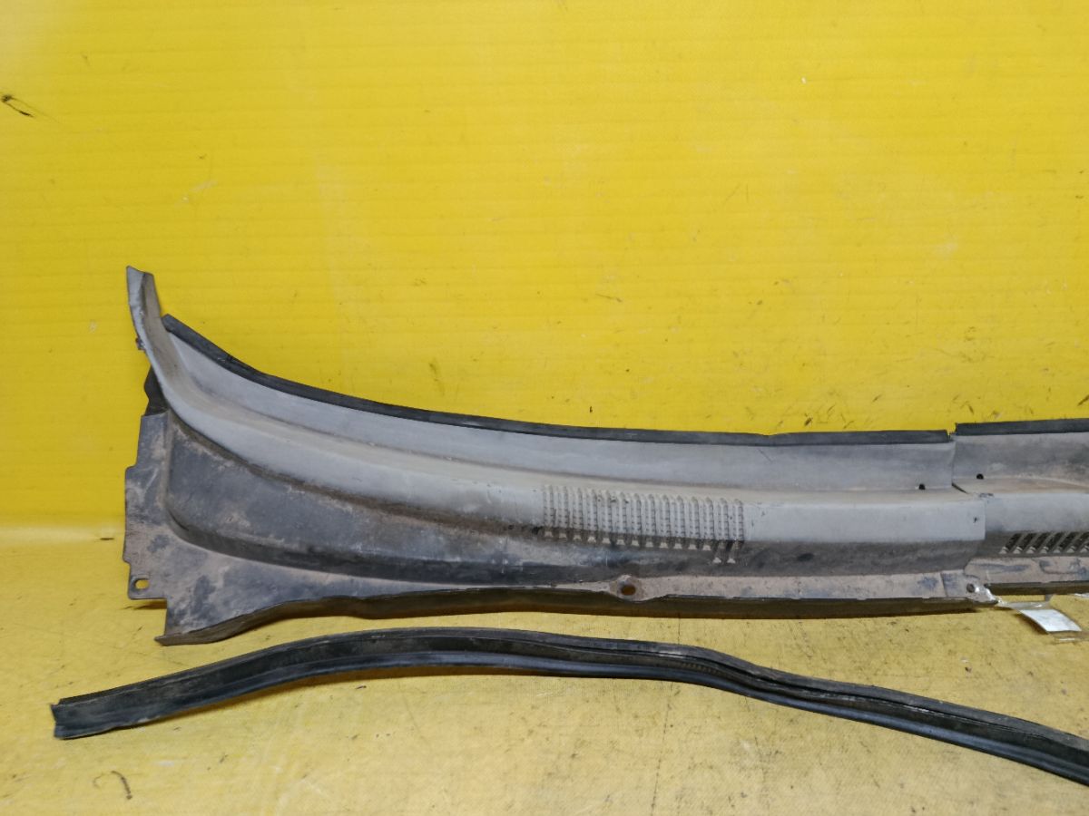 Решетка под лобовое стекло 94567078, 94567077 на Chevrolet Cruze J300 Фото 4