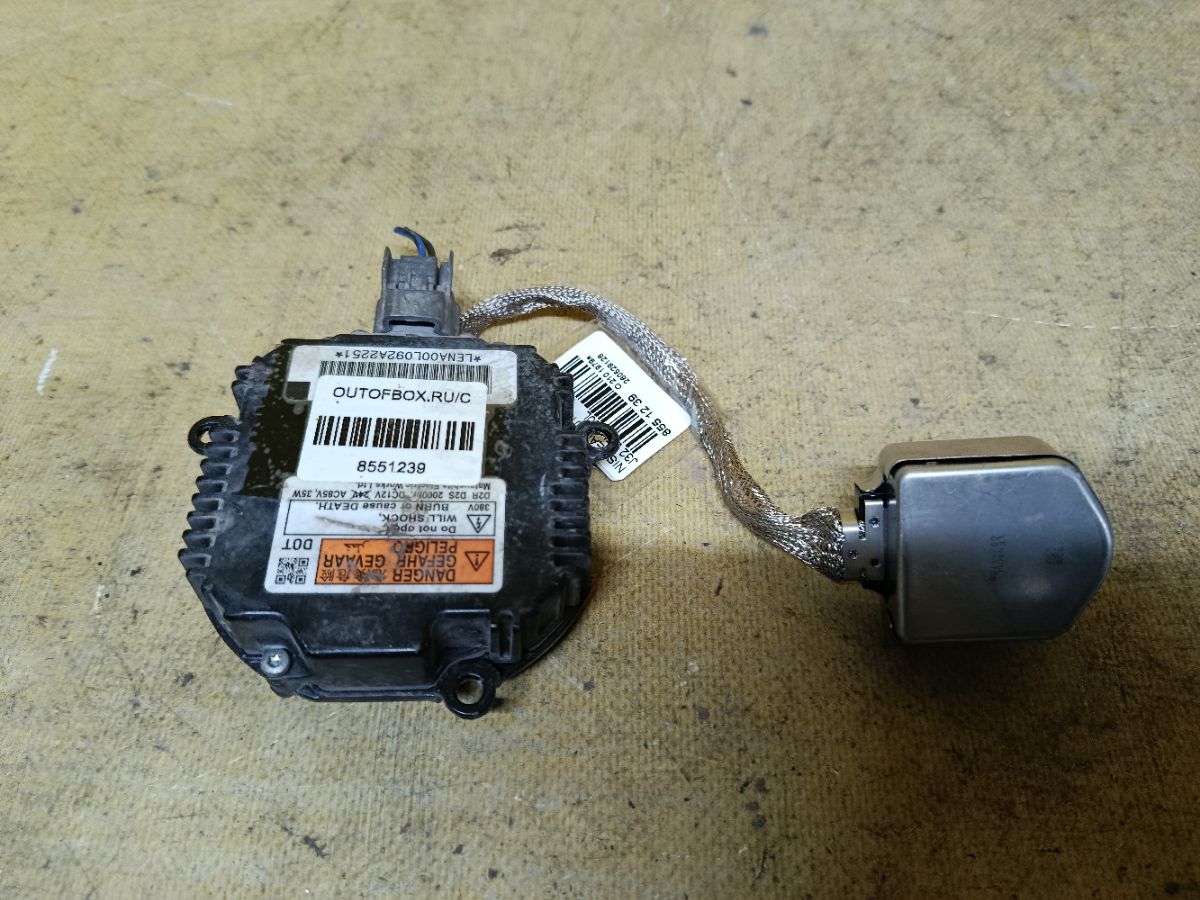 Блок розжига ксенона на Nissan Teana J32 Фото 3