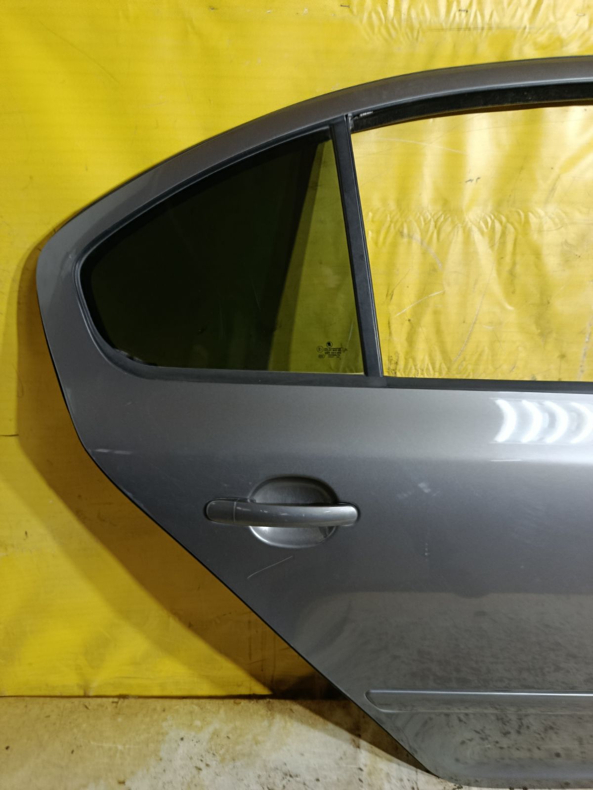 Дверь боковая на Skoda Octavia 1Z Фото 5