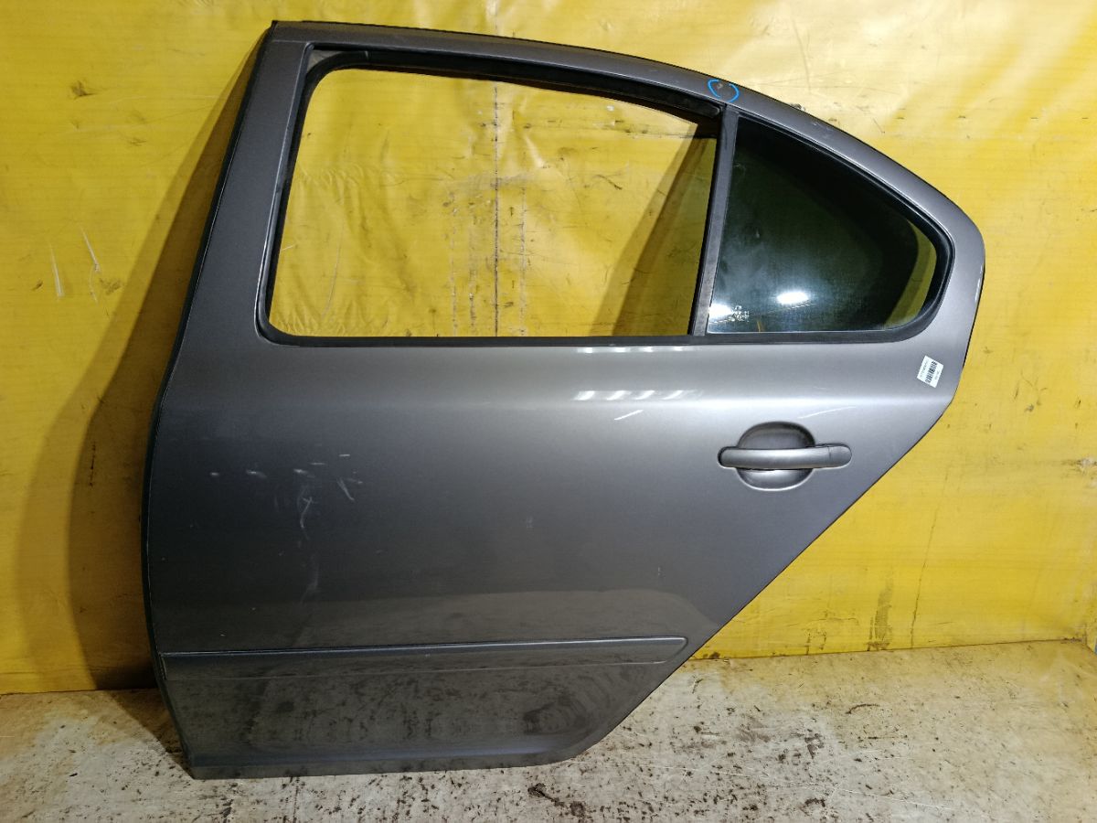 Дверь боковая на Skoda Octavia 1Z Фото 2