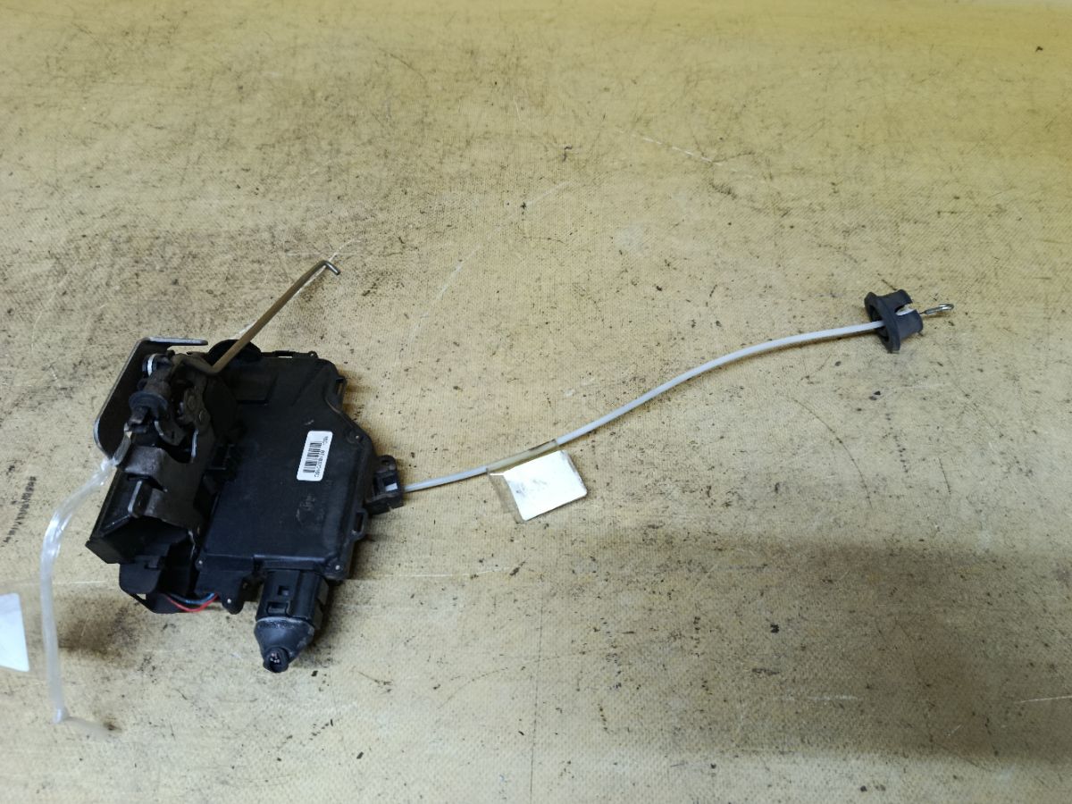 Замок двери 8E1837016C на Audi A4 8E Фото 5
