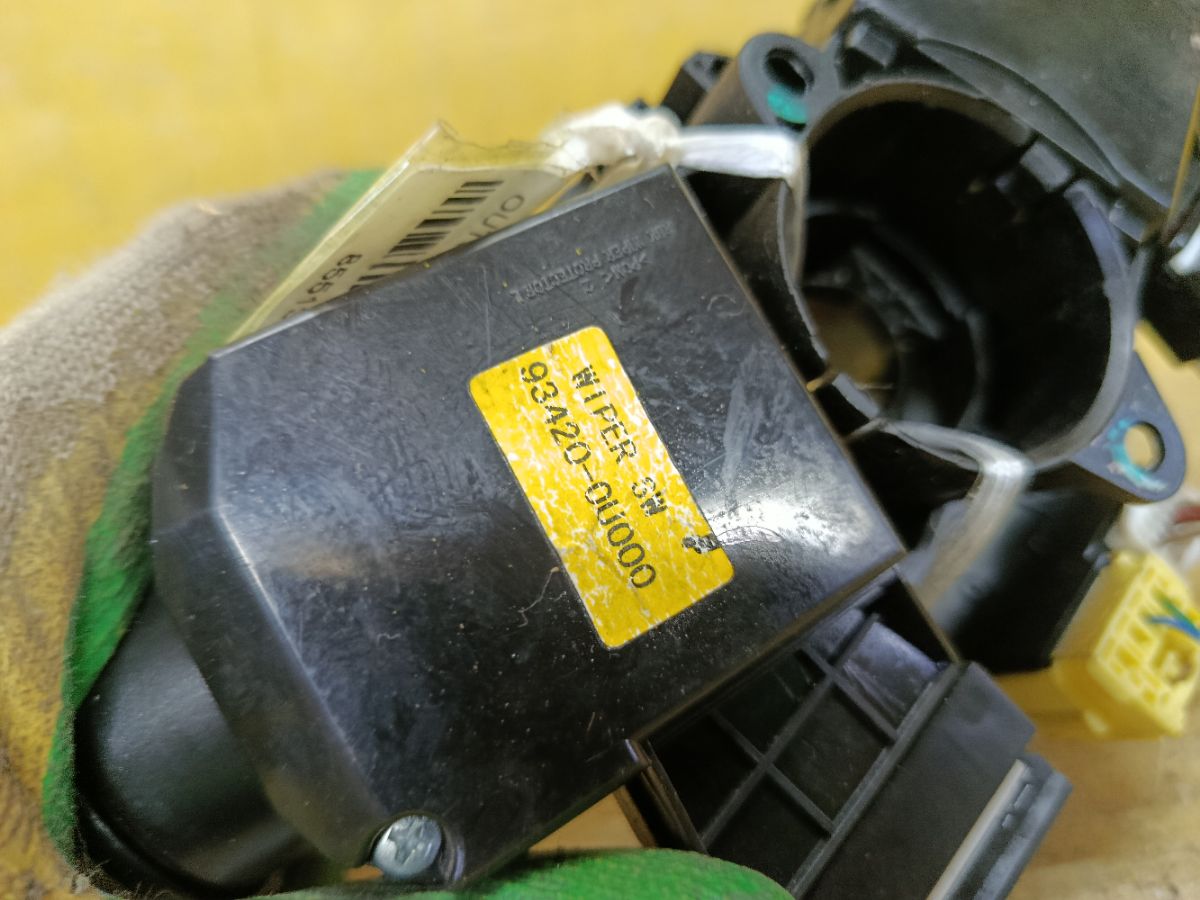 Переключатель поворотов 93410-0U060, 93420-0U000 на Kia Rio QB Фото 4