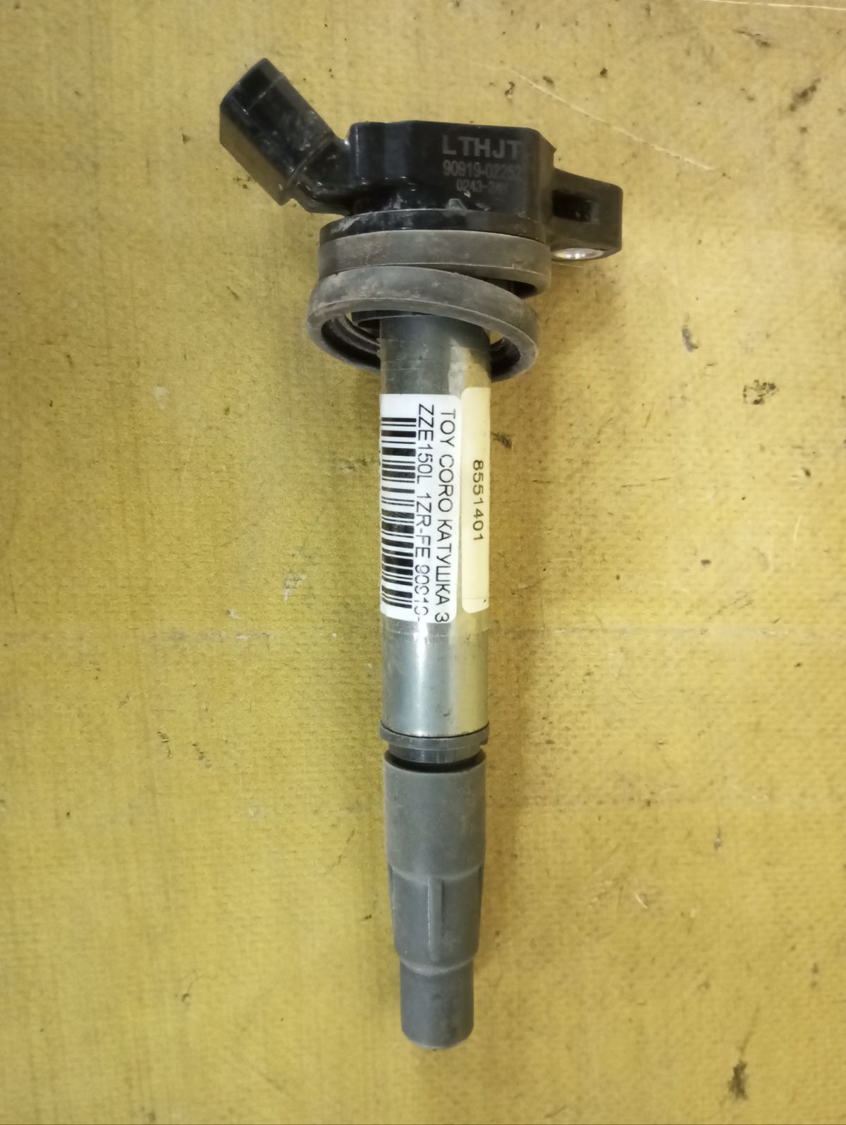 Катушка зажигания 90919-02252, 90919-02258 на Toyota Corolla ZZE150L 1ZR-FE Фото 2