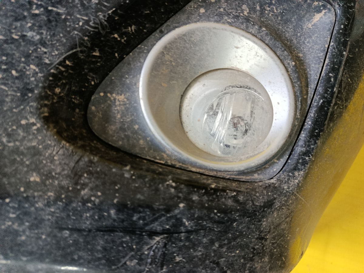 Бампер 52119-02B30 на Toyota Corolla ZRE151L Фото 6