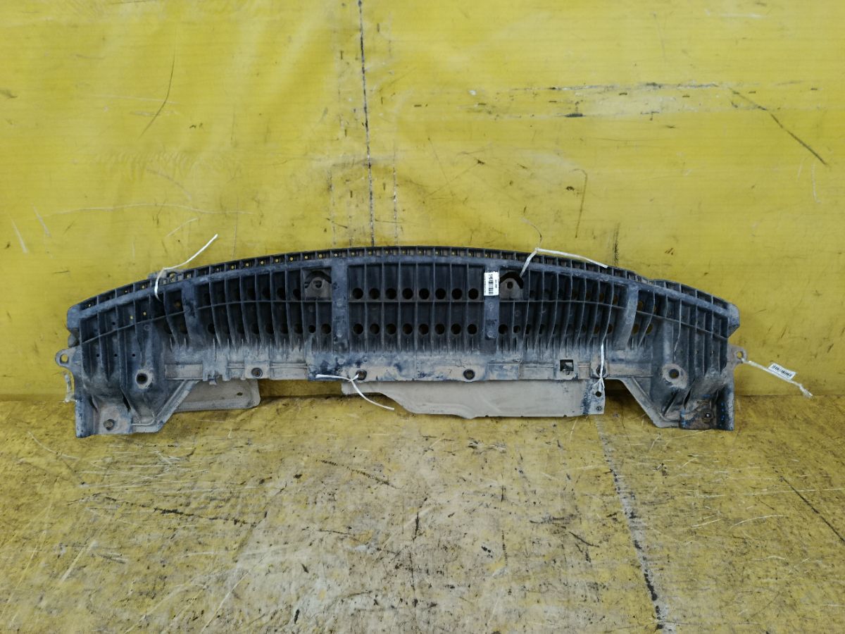 Защита бампера 51441-02300 на Toyota Corolla ZZE150L Фото 3