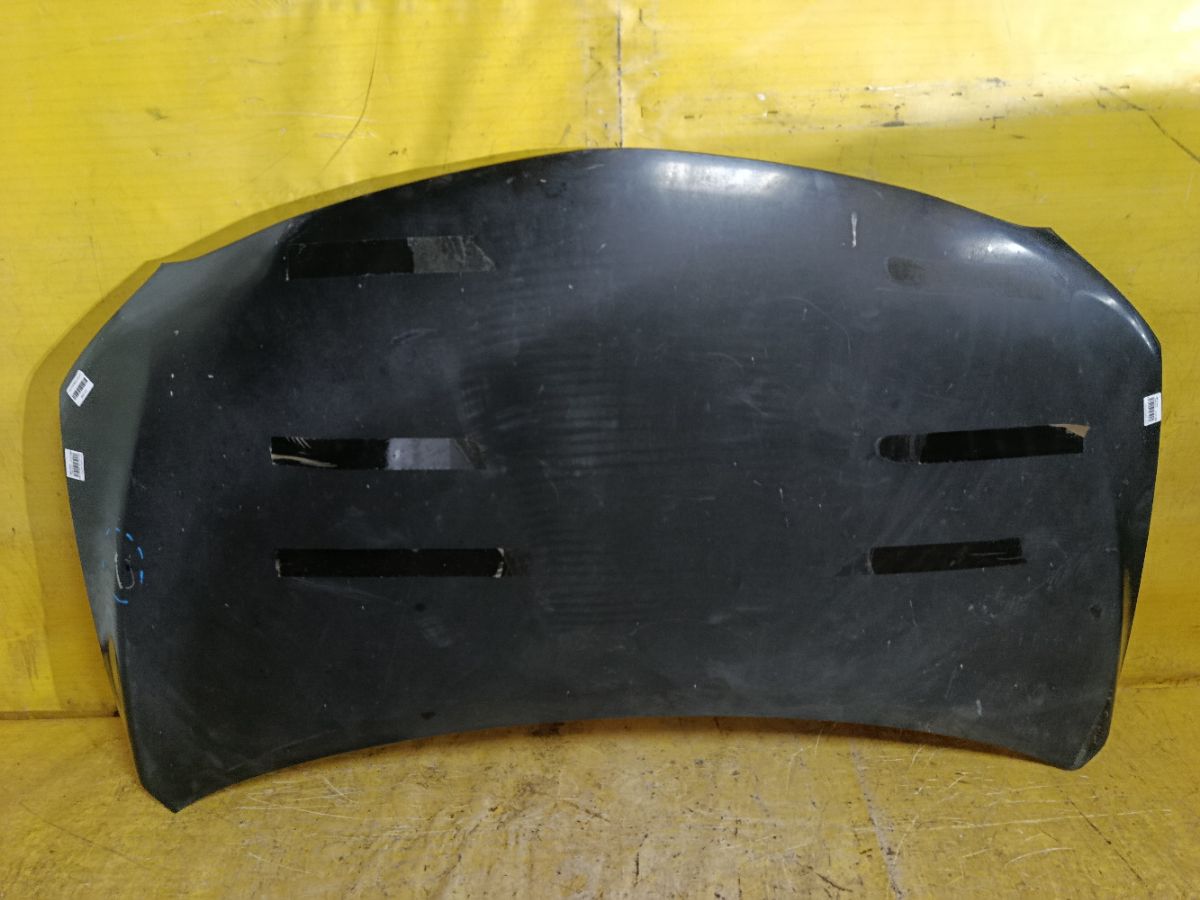 Капот на Toyota Corolla ZZE150L Фото 4