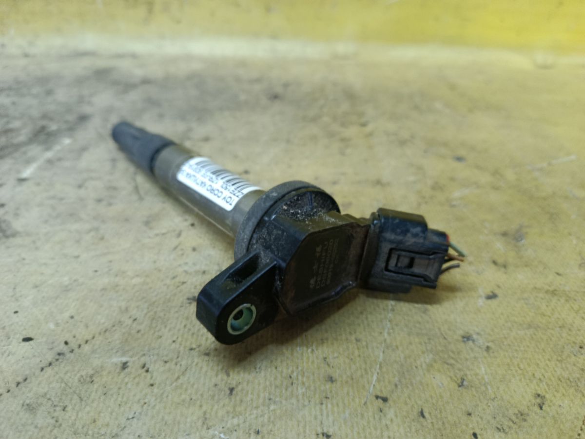 Катушка зажигания 90919-02252, 90919-02258 на Toyota Corolla ZZE150L 1ZR-FE Фото 1