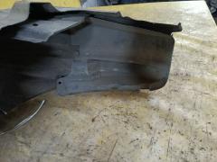 Подкрылок 52592-02150, 52591-02160 на Toyota Corolla ZRE151L 1ZR-FE Фото 4