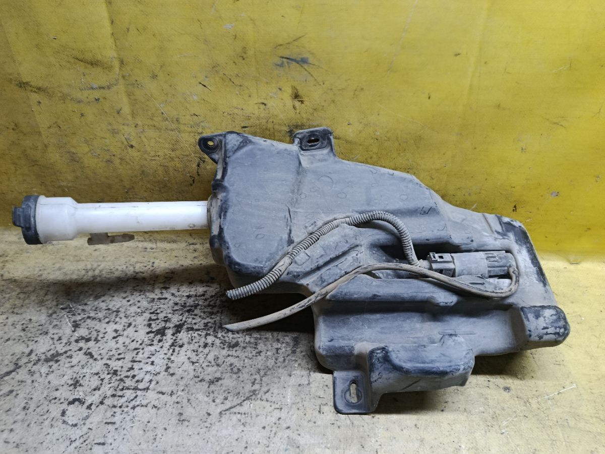 Бачок омывателя 13260590 на Chevrolet Cruze J300 Фото 2