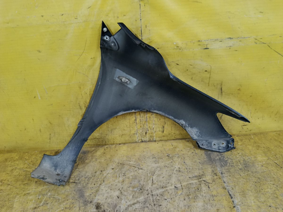 Крыло переднее на Toyota Corolla ZRE151L Фото 4