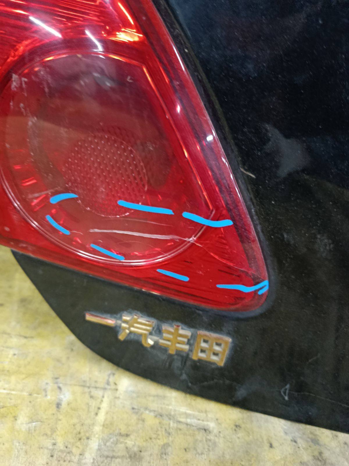Крышка багажника 02-124 02-124, на Toyota Corolla ZRE151L Фото 5