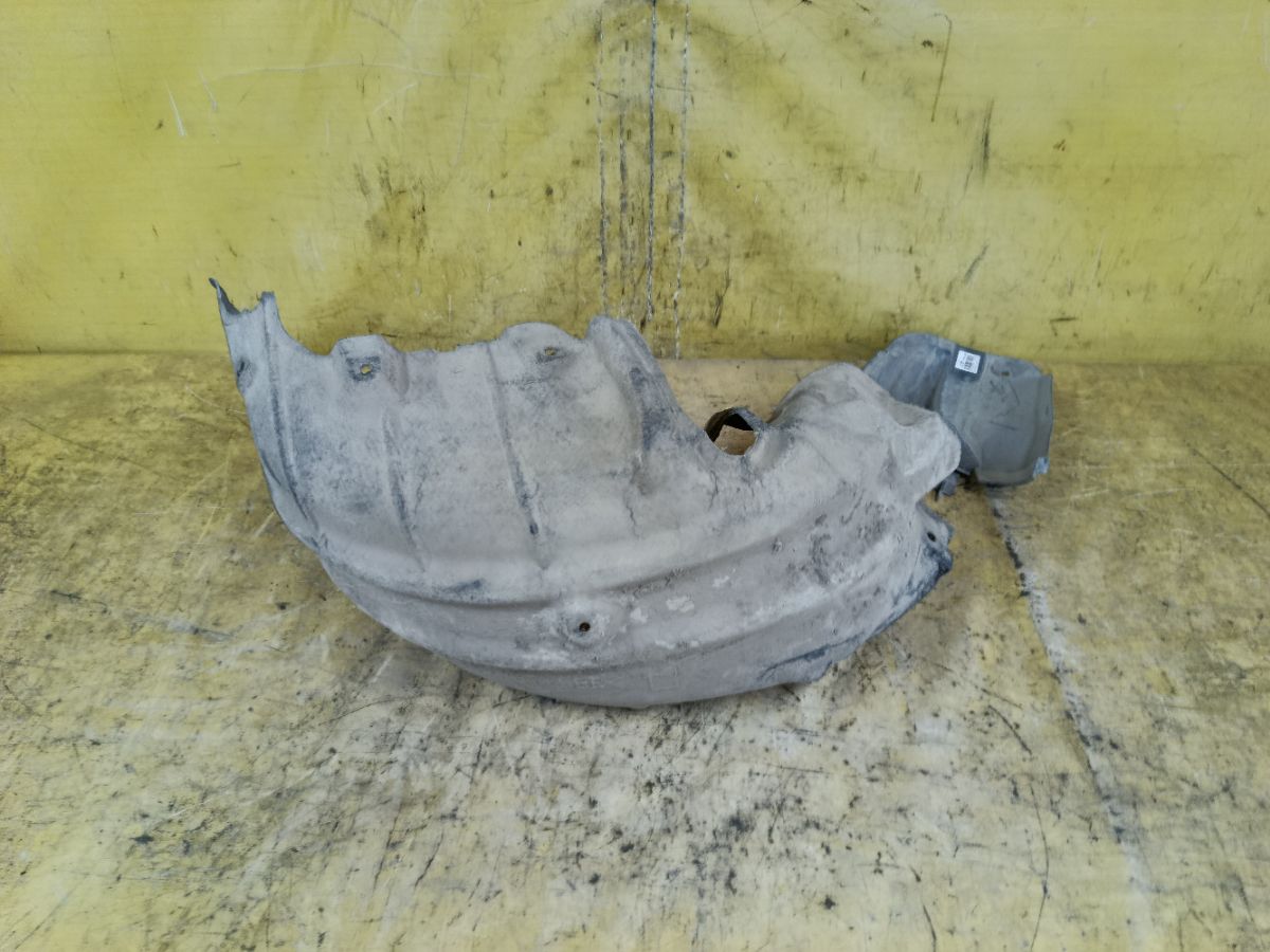 Подкрылок 52592-02150 на Toyota Corolla ZRE151L 1ZR-FE Фото 1