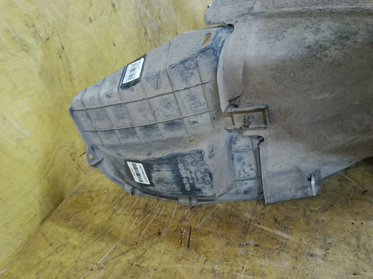 Подкрылок 52591-02160 на Toyota Corolla ZRE151L 1ZR-FE Фото 3