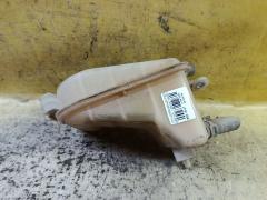 Бачок расширительный 16480-0T010 на Toyota Corolla ZRE151L 1ZR-FE Фото 2