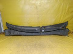Решетка под лобовое стекло на Toyota Corolla ZRE151L 55782-02190  55781-02250