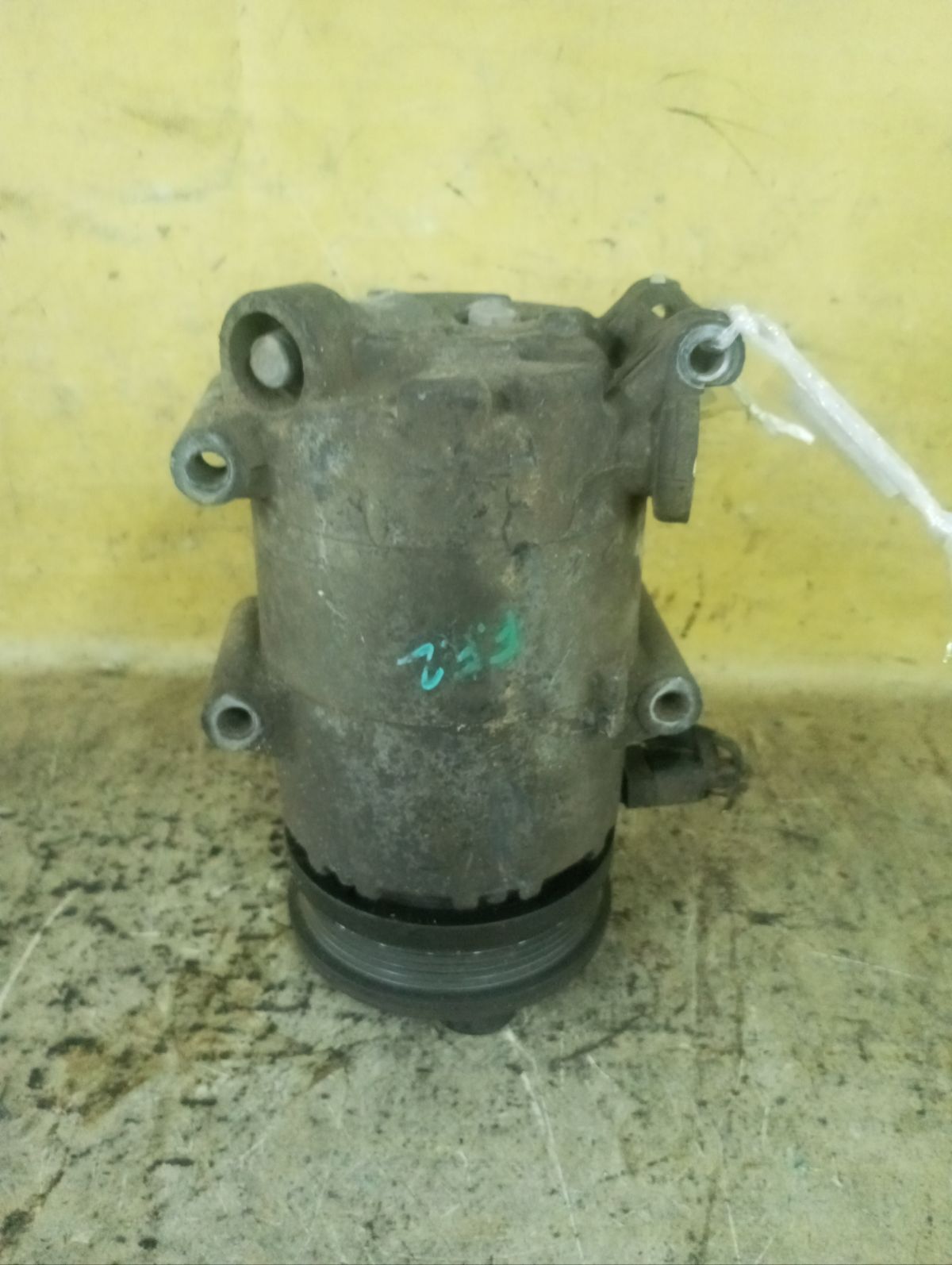 Компрессор кондиционера 6M5H-19D629-AB на Ford Focus 2 Фото 2