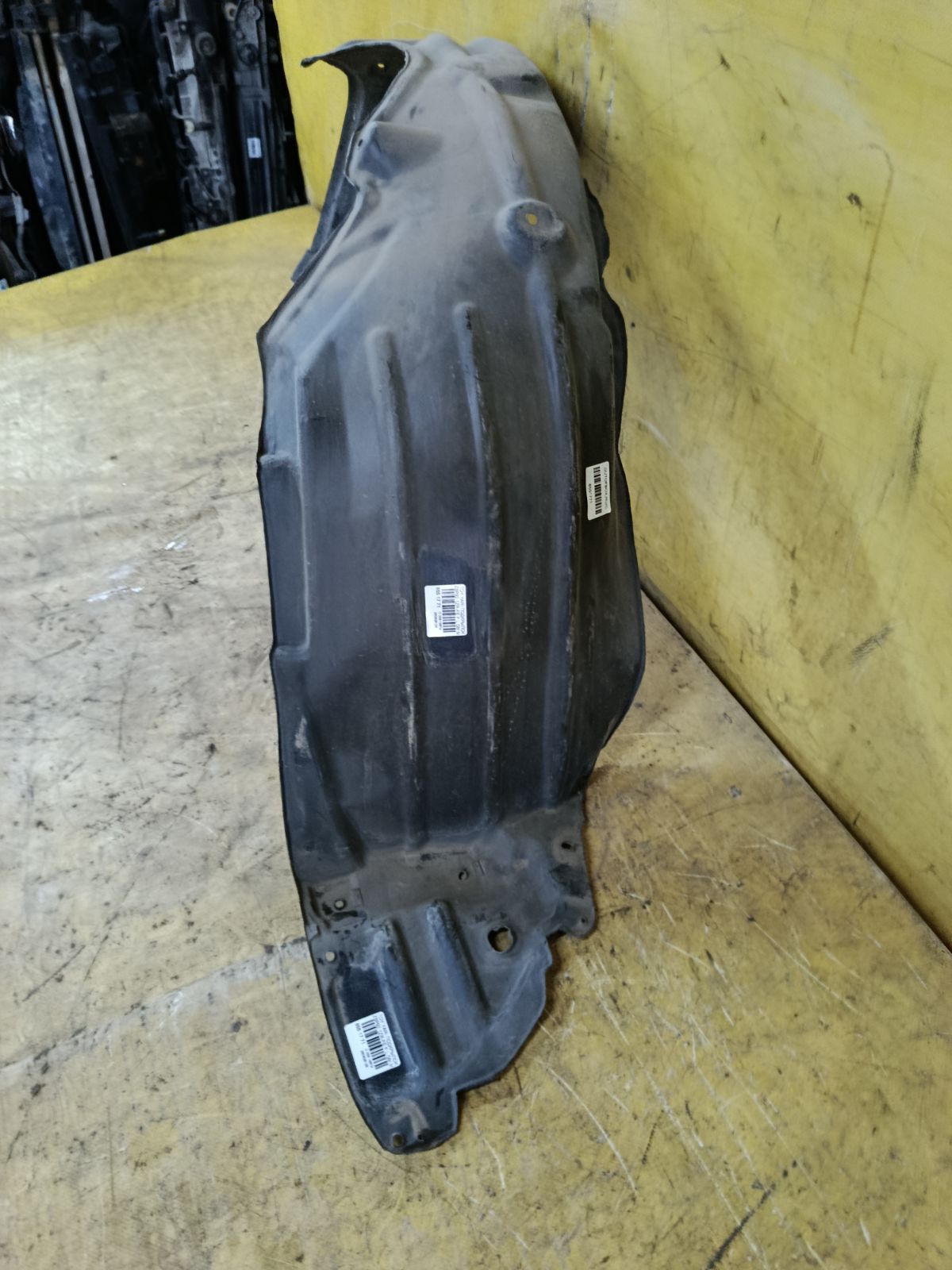 Подкрылок на Toyota Yaris ZSP92 1ZR-FE Фото 2