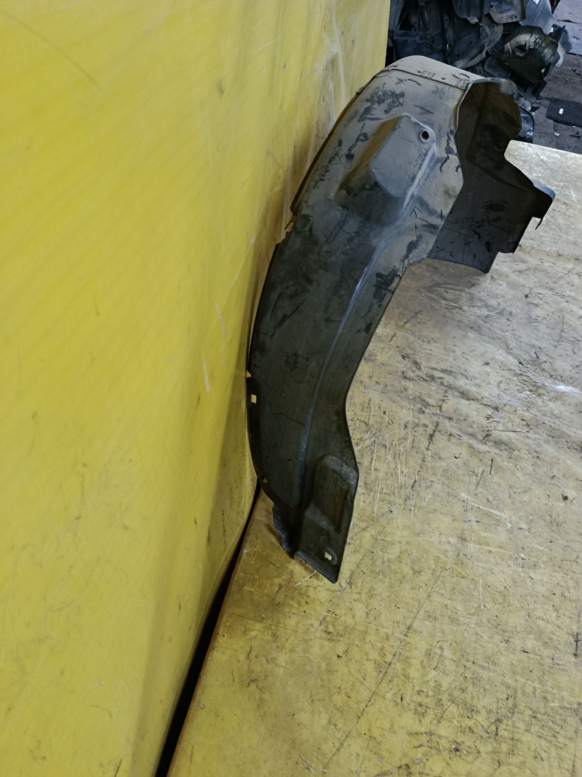 Подкрылок 86813-1X000, 86815-1X000 на Kia Cerato TD G4FC Фото 4