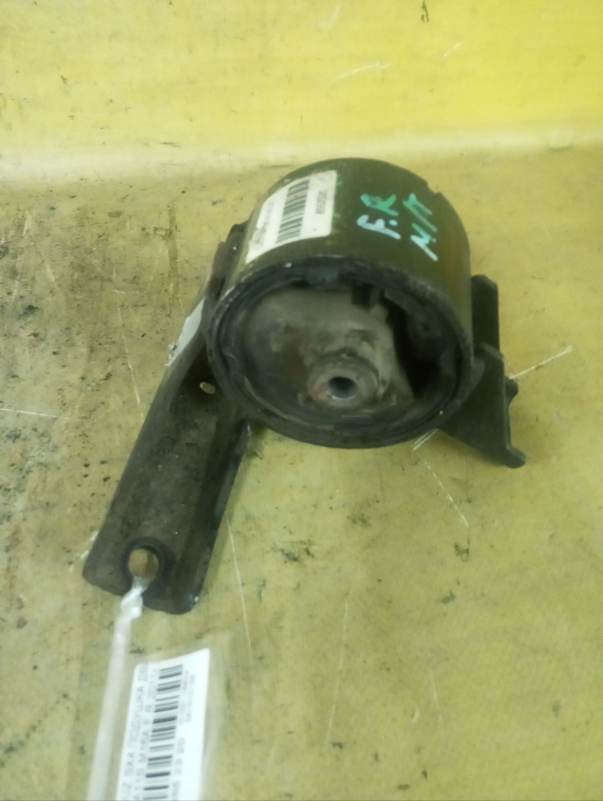 Подушка двигателя на Suzuki Sx4 YA11S M16A Фото 2