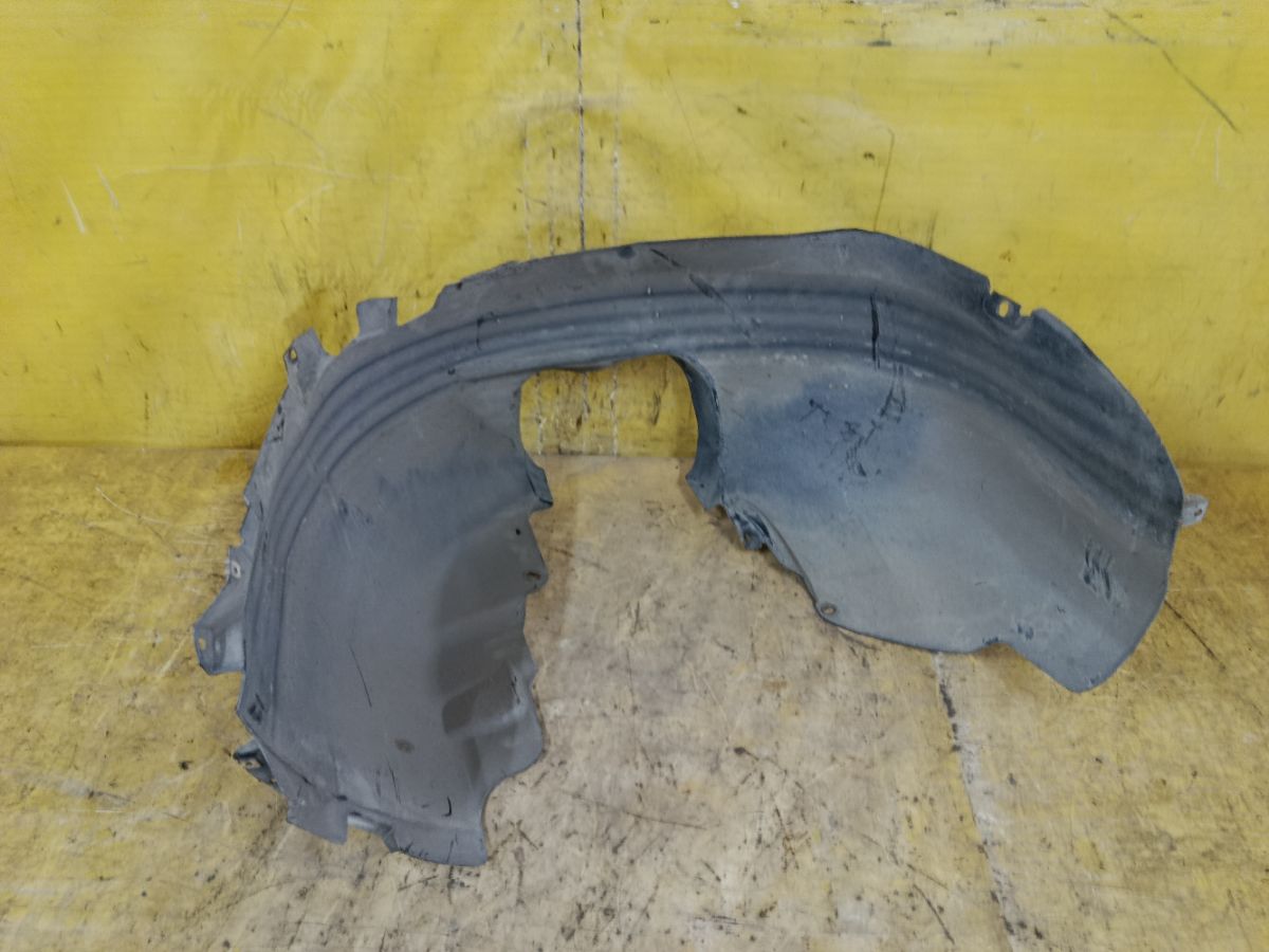 Подкрылок M5M51-16115-AB на Ford Focus 2 Фото 5