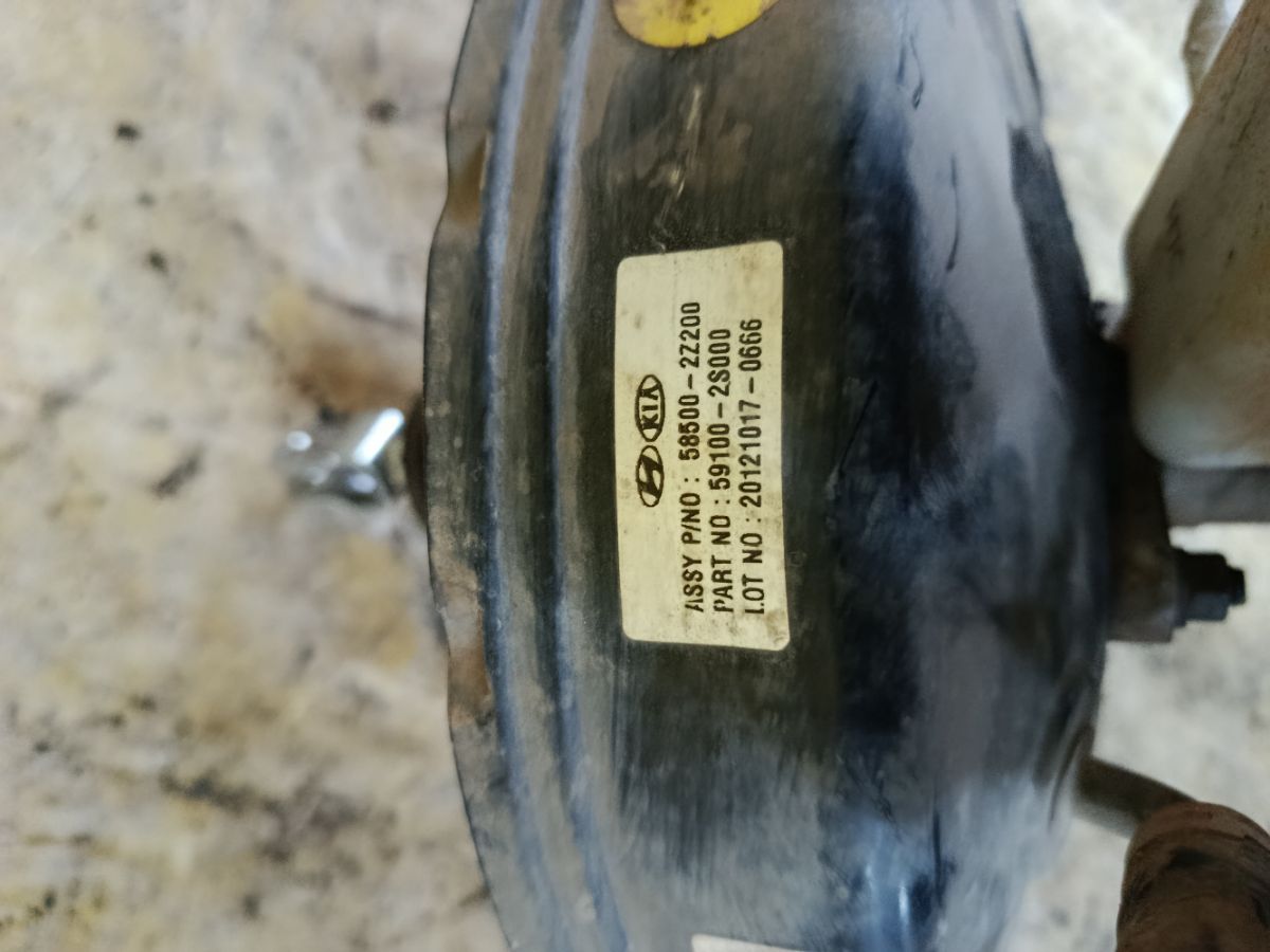Главный тормозной цилиндр 58500-2Z200, 59100-2S000 на Hyundai Ix35 LM G4NA Фото 4