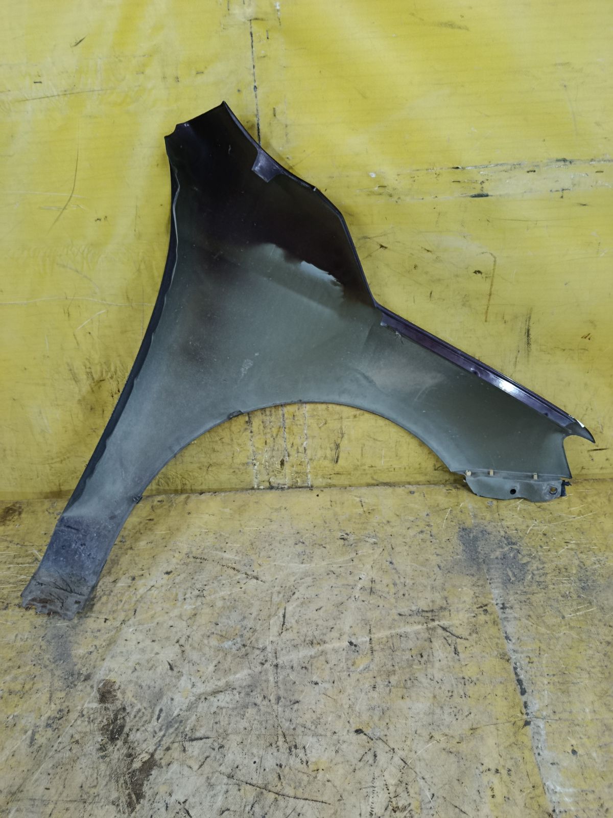 Крыло переднее на Kia Cerato TD Фото 5