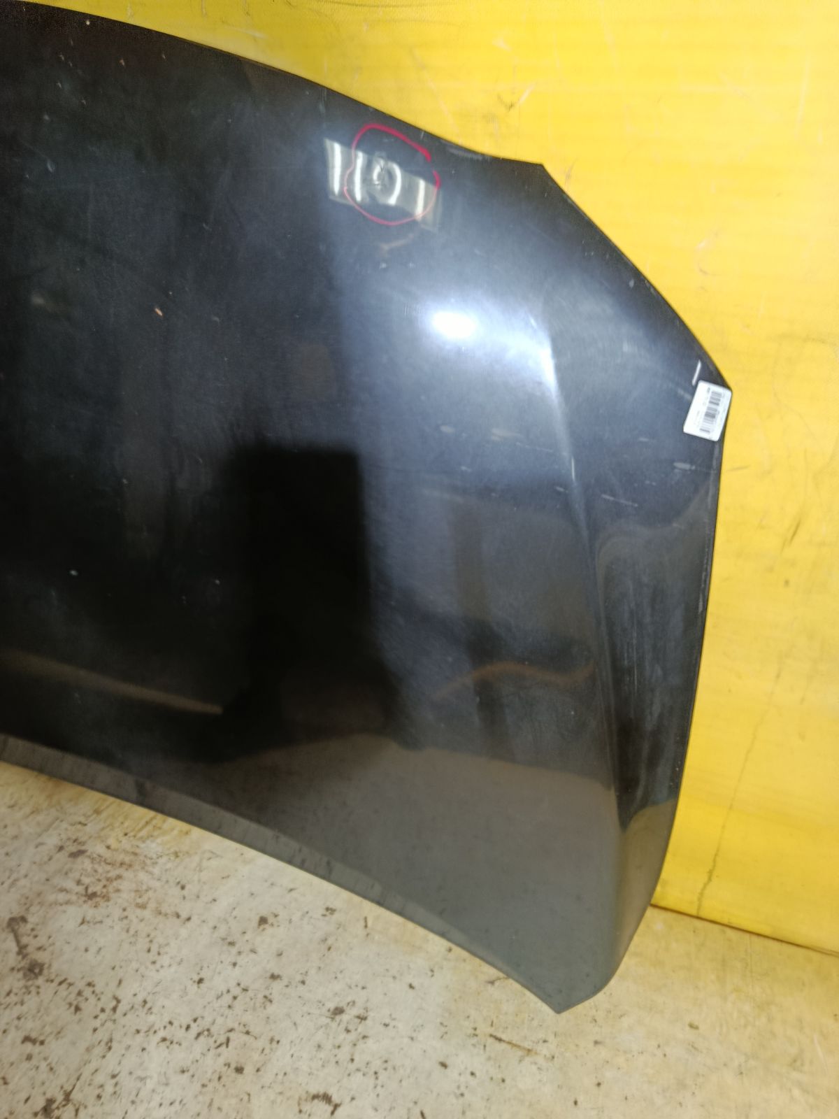 Капот на Toyota Corolla ZRE151L Фото 6
