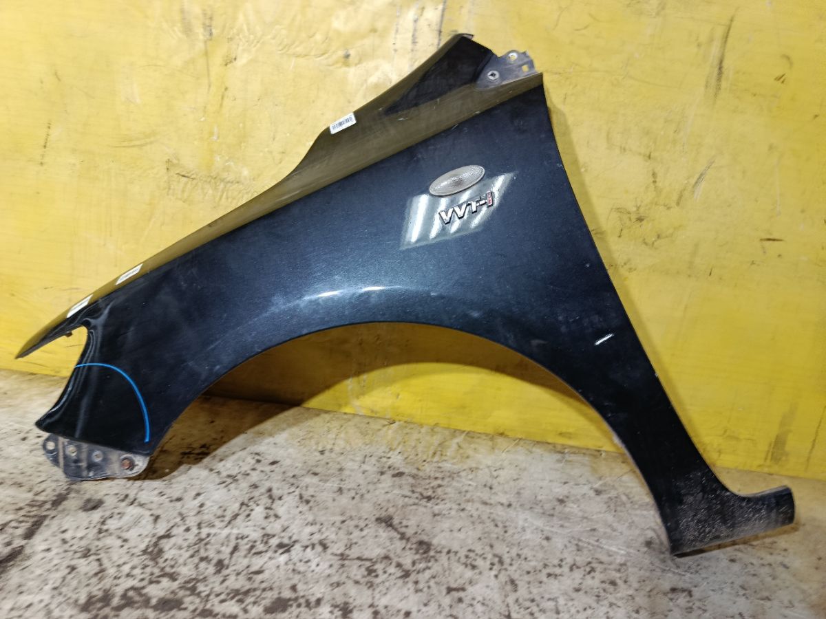 Крыло переднее на Toyota Corolla ZRE151L Фото 2