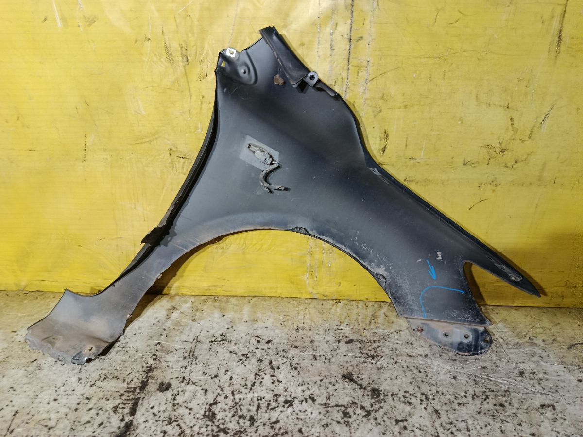 Крыло переднее на Toyota Corolla ZRE151L Фото 6